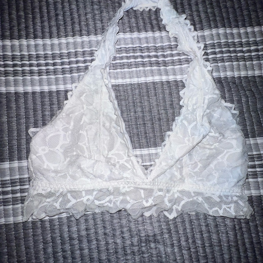 PINK Victoria's Secret White Lace Bra